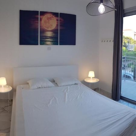 Eros Maisonette In Latchi Area Just 700 Meters Or One-Minute Drive From Polis Municipal Beach Exteriér fotografie