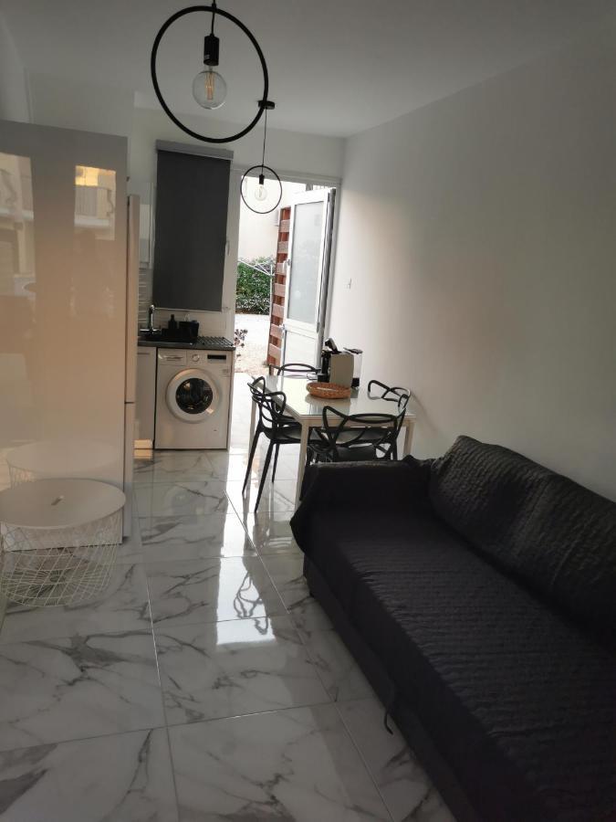 Eros Maisonette In Latchi Area Just 700 Meters Or One-Minute Drive From Polis Municipal Beach Exteriér fotografie